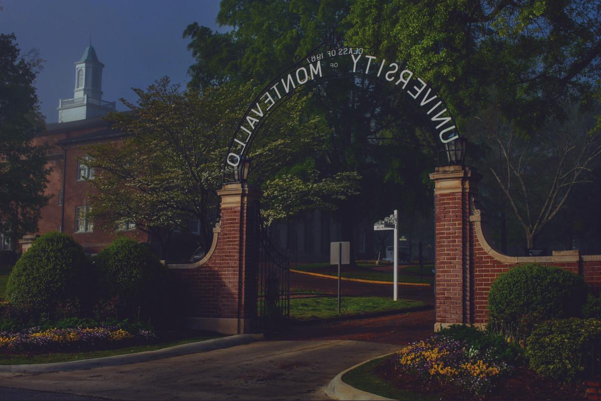 Front of Reynolds building 